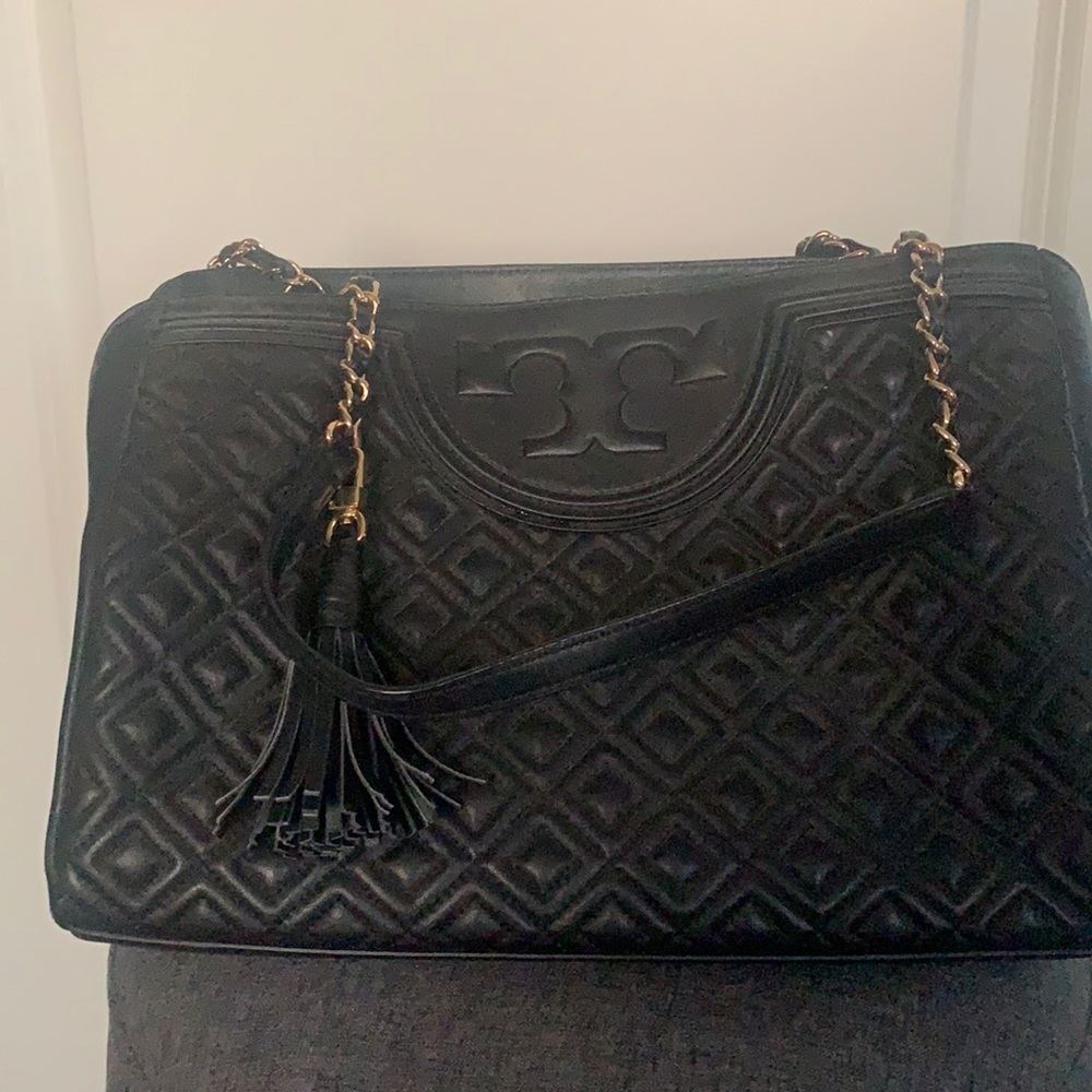 Tory Burch Fleming Handbag- Like New!
